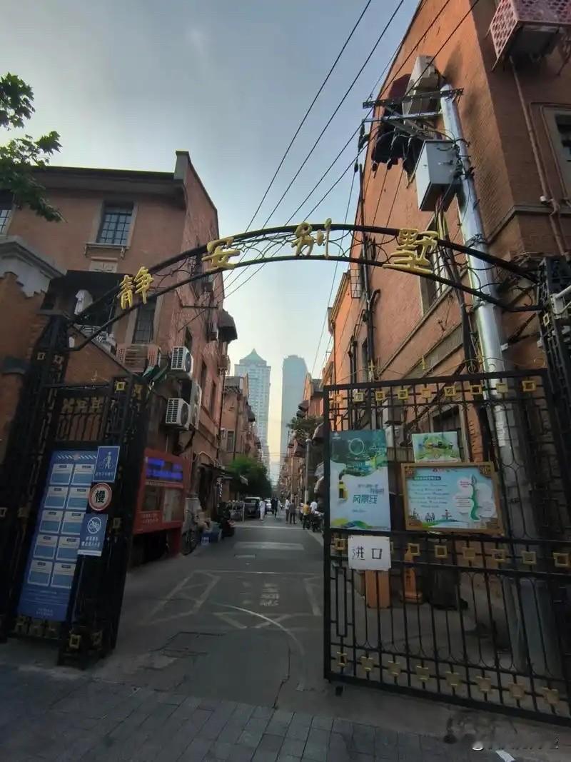 我发现，黄金主要属性依然是货币。我打个比方：1935年财政部长孔祥熙以宋子文子女