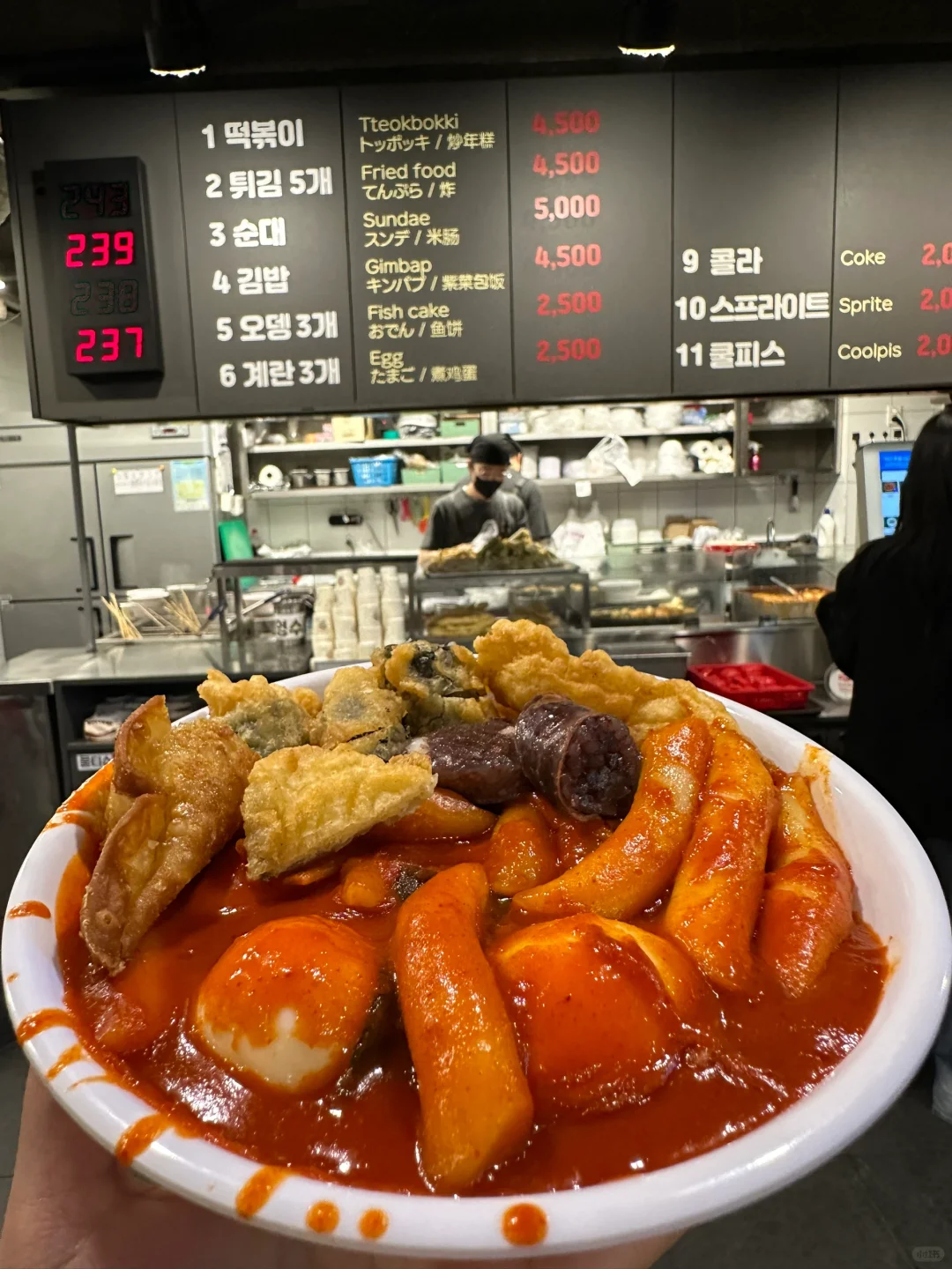 感谢Exo！真的会爱死🇰🇷这种穷鬼小破店。。。