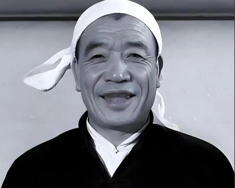 1986年，陈永贵病逝，大寨搭了灵棚，昔阳县领导：不拆，就不去祭奠，在得知此事后