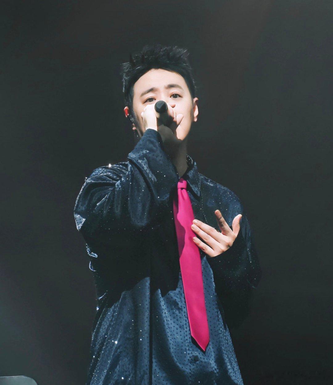 潘玮柏请为我发声 好了好了，你说什么就是什么潘玮柏被夸好瘦黄多多放暑假回国