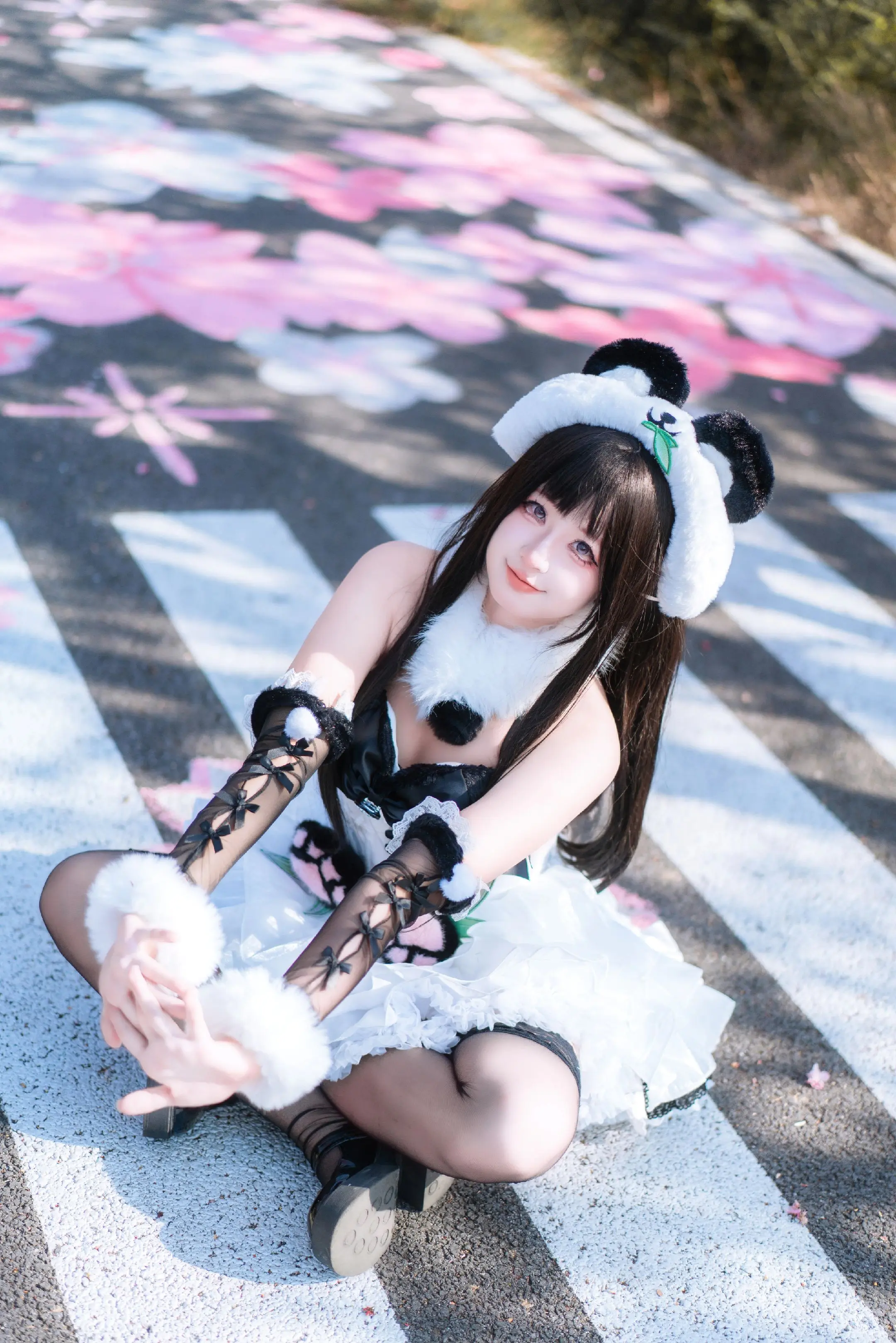 脾气再爆也会在喜欢的人面前卖乖~