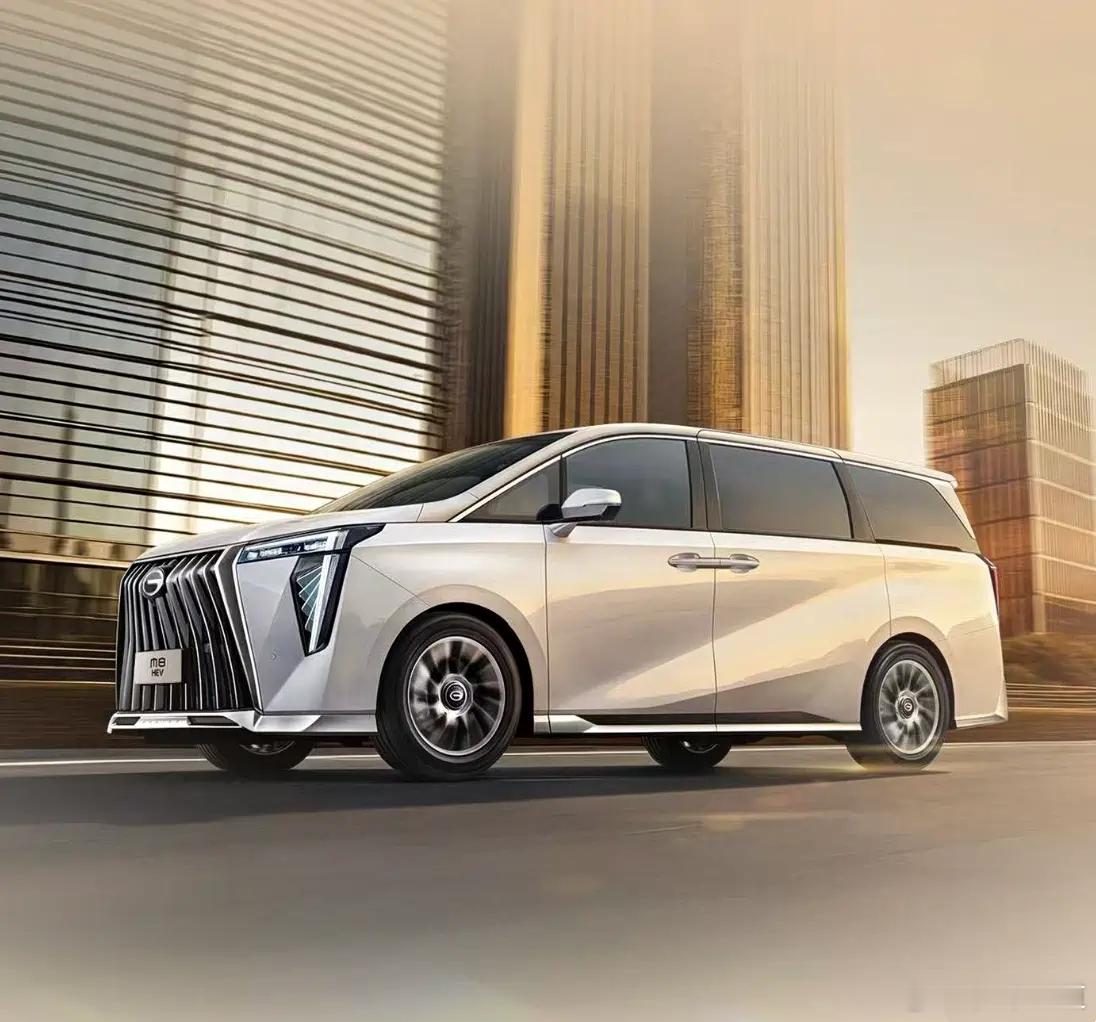 懂车之道讯日前，我们从官方获悉，2026款传祺M8HEV开启预售，共推出HEV尊