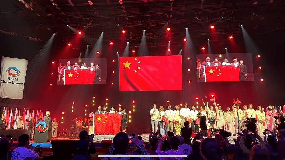 余宇涵赴瑞典参赛夺冠余宇涵直播远赴瑞典征战国际赛场，拿下冠军之后立刻开播，隔着时