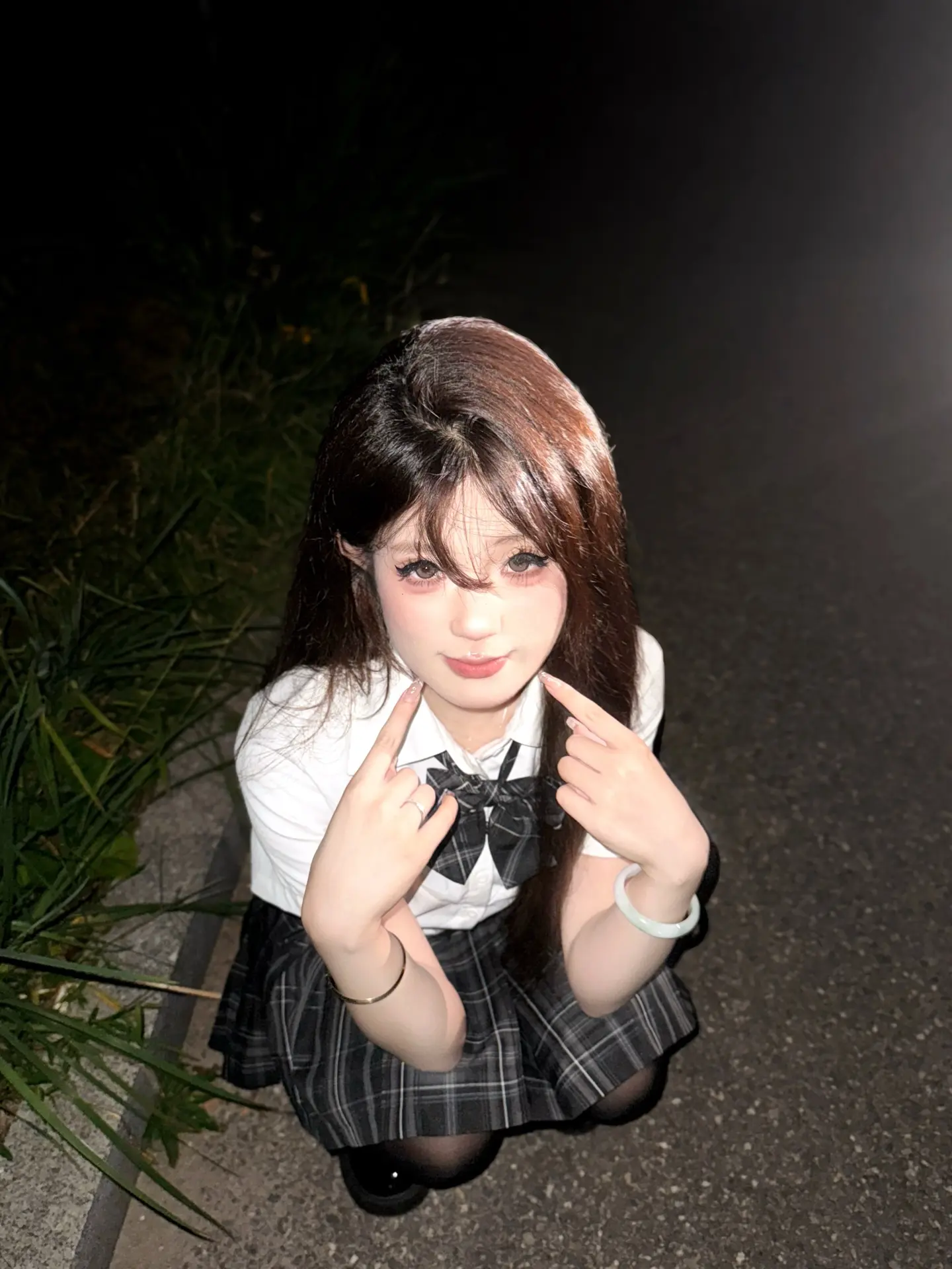 人终向前走 花自向阳开