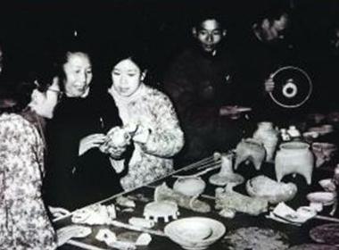 1964年12月22日，曾国藩胞弟曾国潢的曾孙女曾昭燏，登上了南京灵谷寺，从66