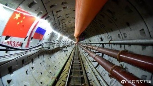 凤凰新闻【俄对华石油出口前2月暴涨40.9%，液化气出口却下降29.7%】俄罗斯