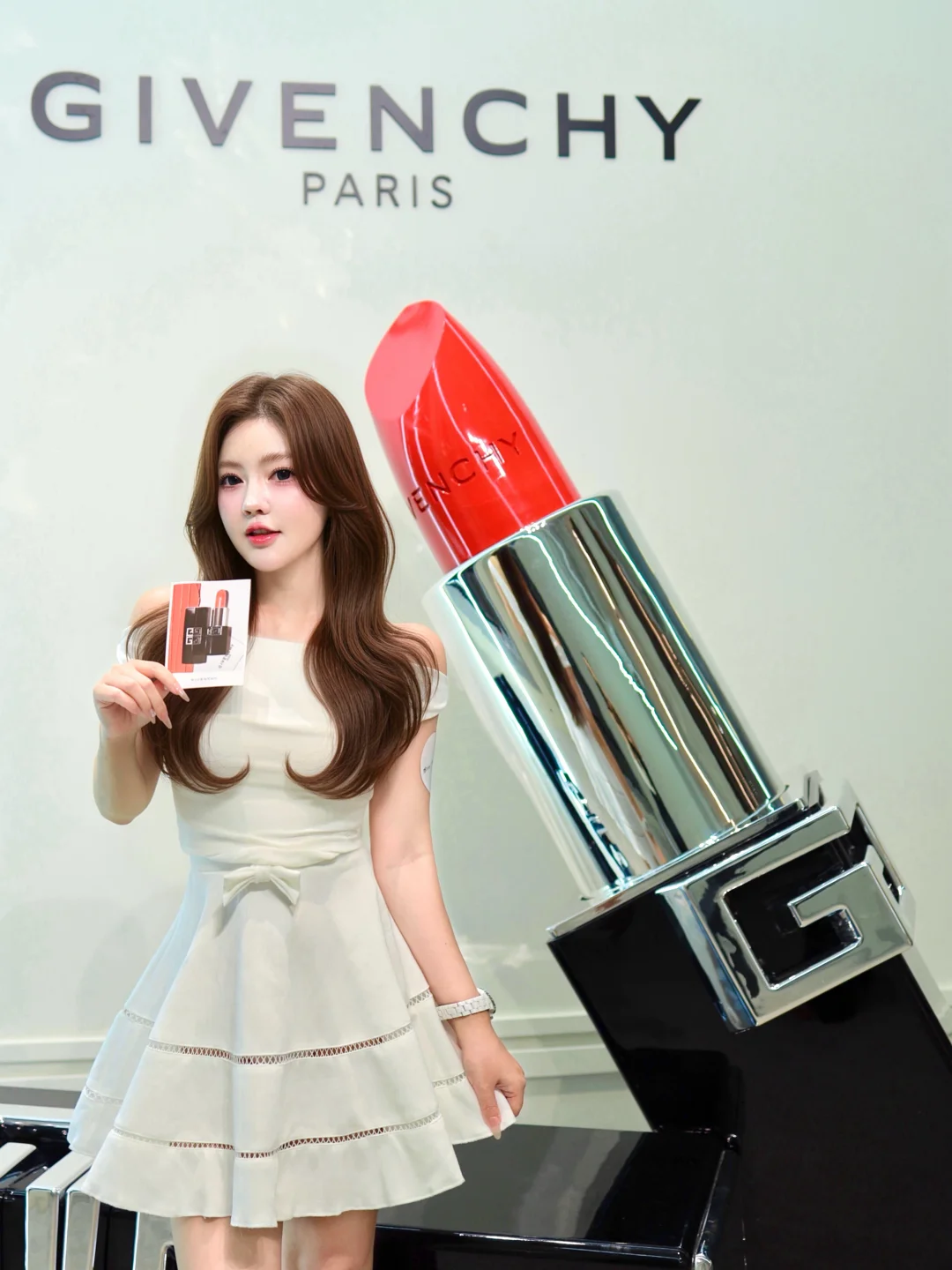 𝙂𝙞𝙫𝙚𝙣𝙘𝙝𝙮 💄高光美学殿堂
