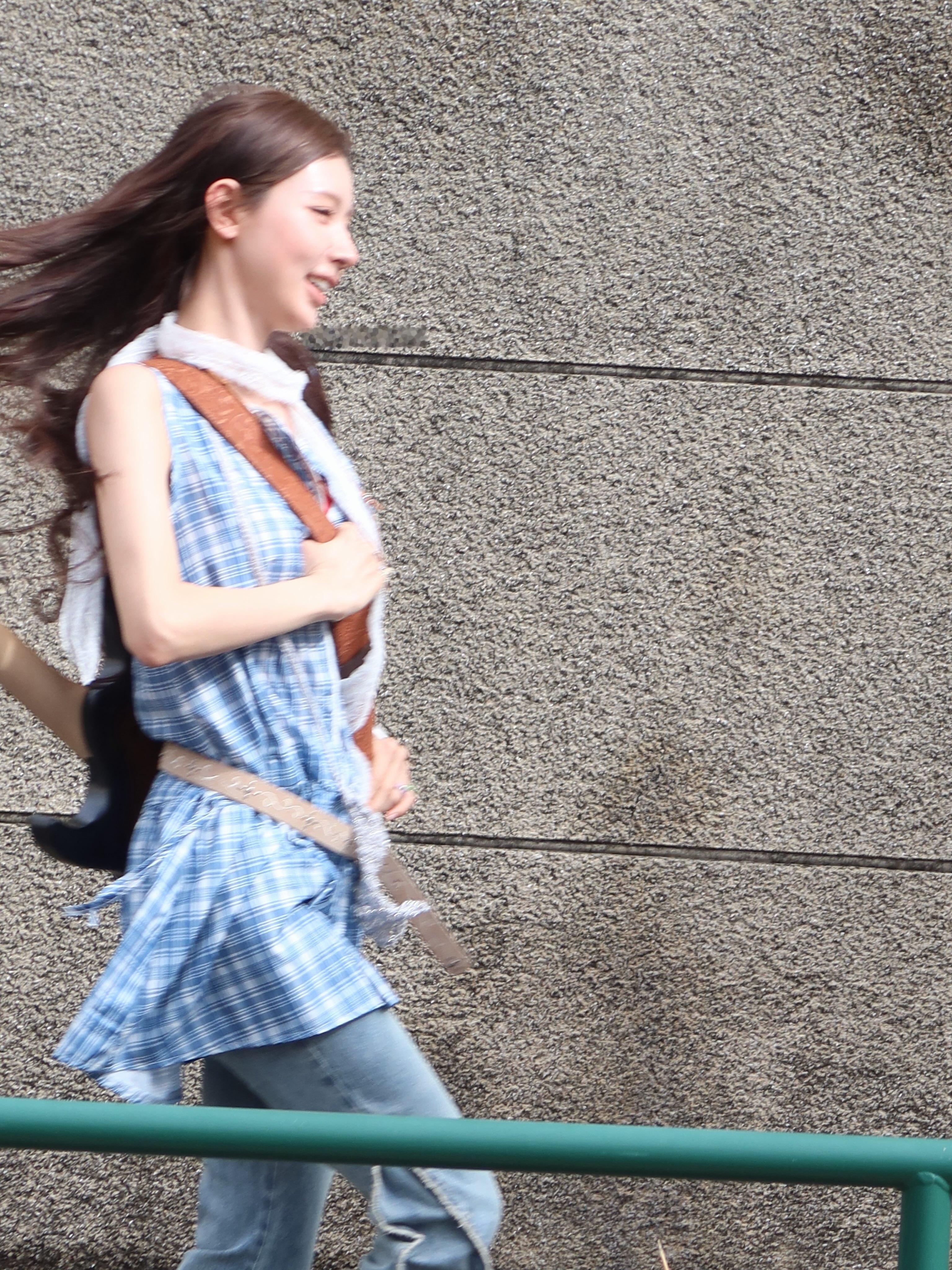 idle组合赵美延力量主唱💚面弗洛狄忒260810 薇娟ig更新Run awa
