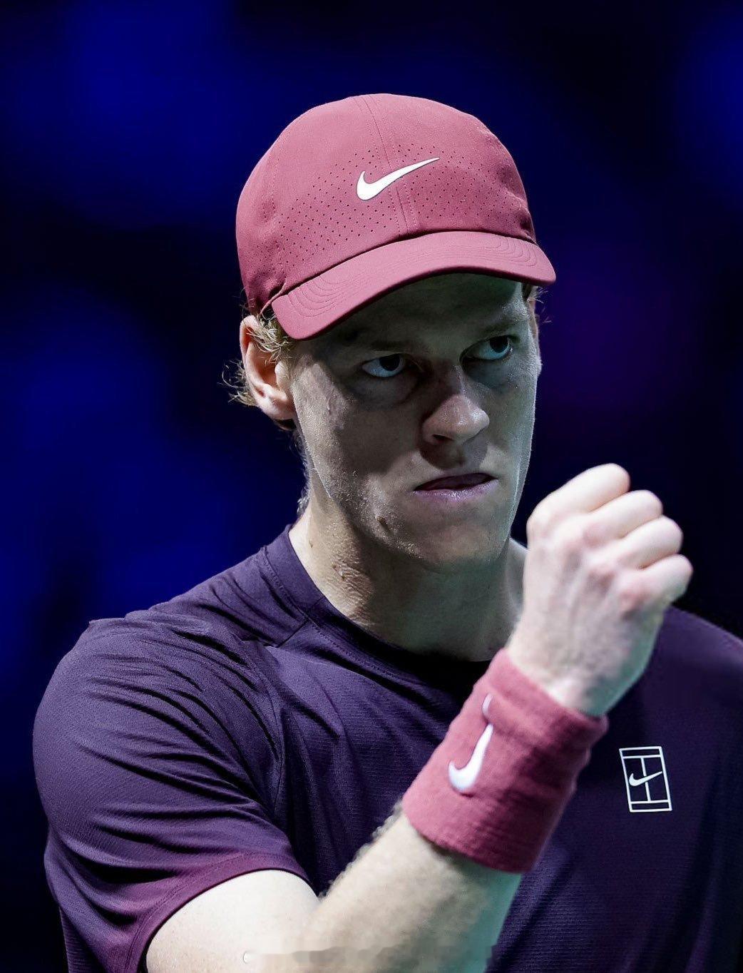 【室内硬地最长连胜纪录】[捂嘴哭][捂嘴哭][捂嘴哭]麦肯罗47 (1978-8