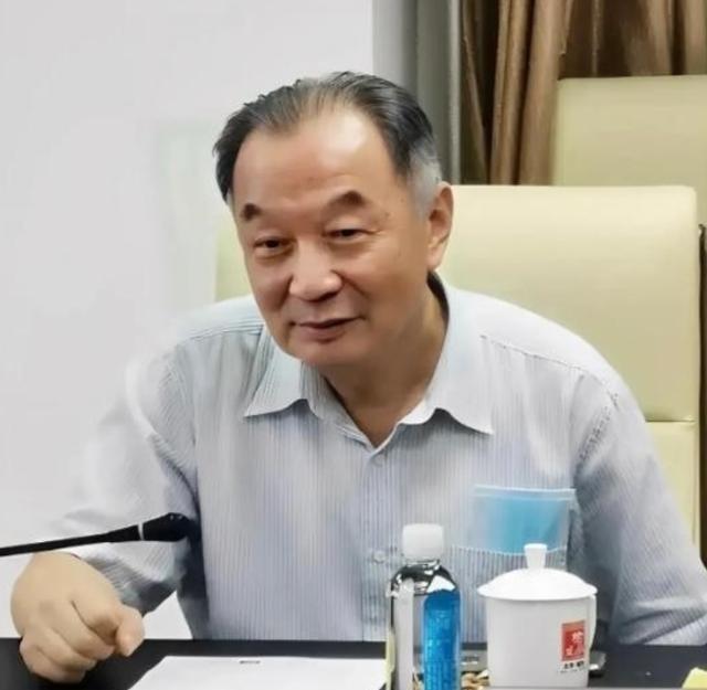 当初苏联不打中国，压根不是因为怕了！真实原因回想起来令人胆寒！温老表示：“196