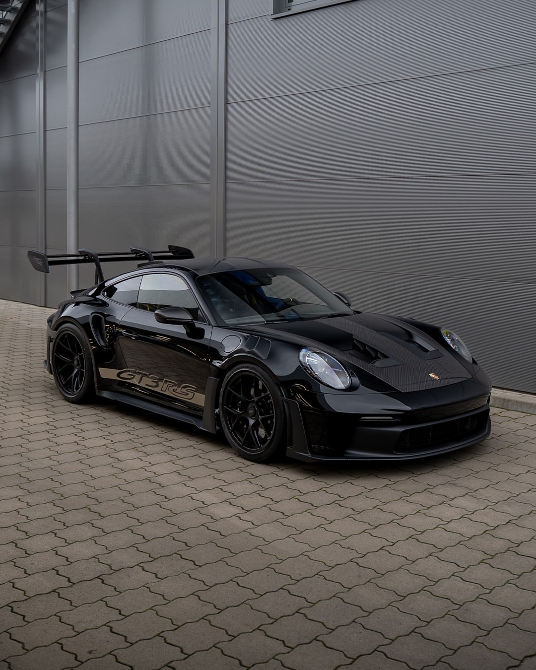 上周末，交了这款911 GT3 RS Weissach——⚫️🟡。..