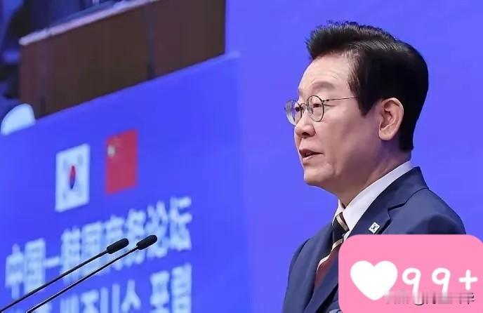 1月5日，李在明打了个比方，很有意思，他说：“中国和韩国就像在同一片海域同向行驶