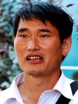 朱之文真有新欢了？天天立忠诚人设，真的有必要吗？
 
大衣哥朱之文火了十几年，最