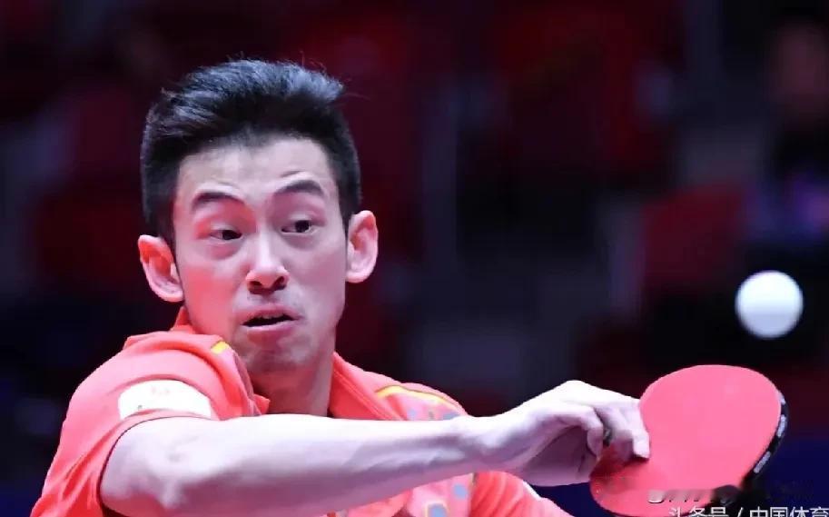 卡塔尔多哈卢塞尔球星挑战赛：
黄镇廷VS赵大成。
第一局黄镇廷2：11先输。
第