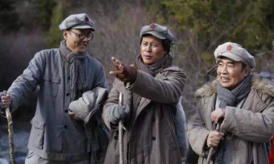 走完长征后的毛主席真实样貌,由美国人现场拍摄记录,满脸憔悴形容枯槁、瘦得几乎脱相