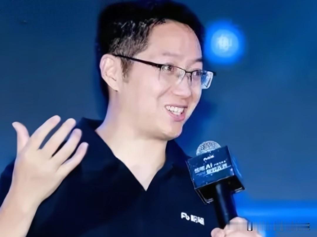“考公就是混吃等死”，我太同意这句话了。
所谓混吃，就是躺平。除了那几个有可能升
