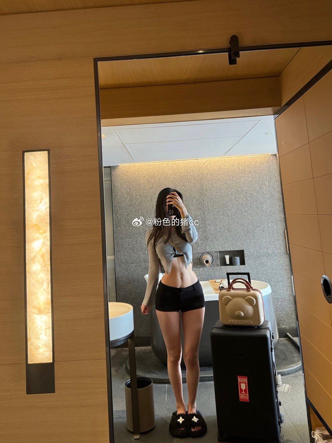 喜欢蜜大腿吗 ​​​