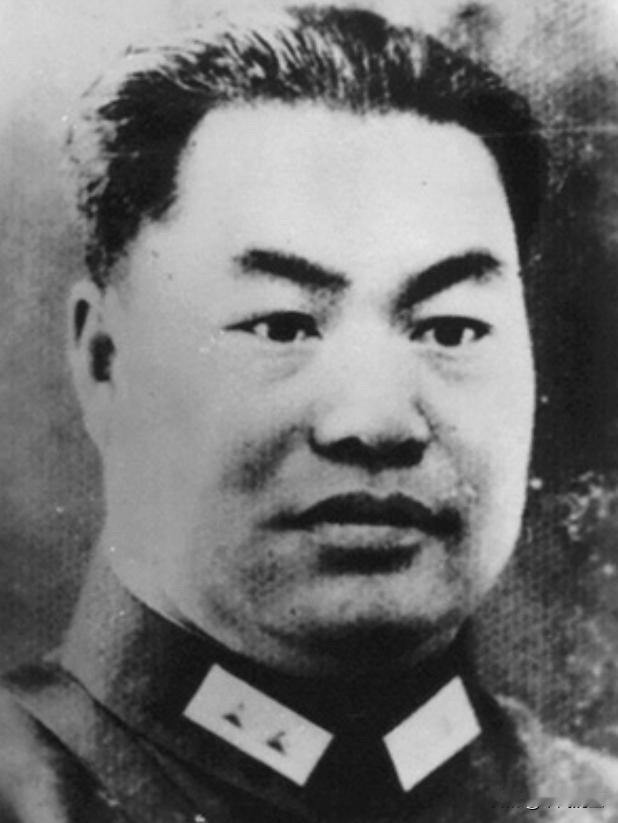 [微风]1944年，几个刺刀同时刺进了79军军长王甲本的腹部，这位打了半辈子仗的