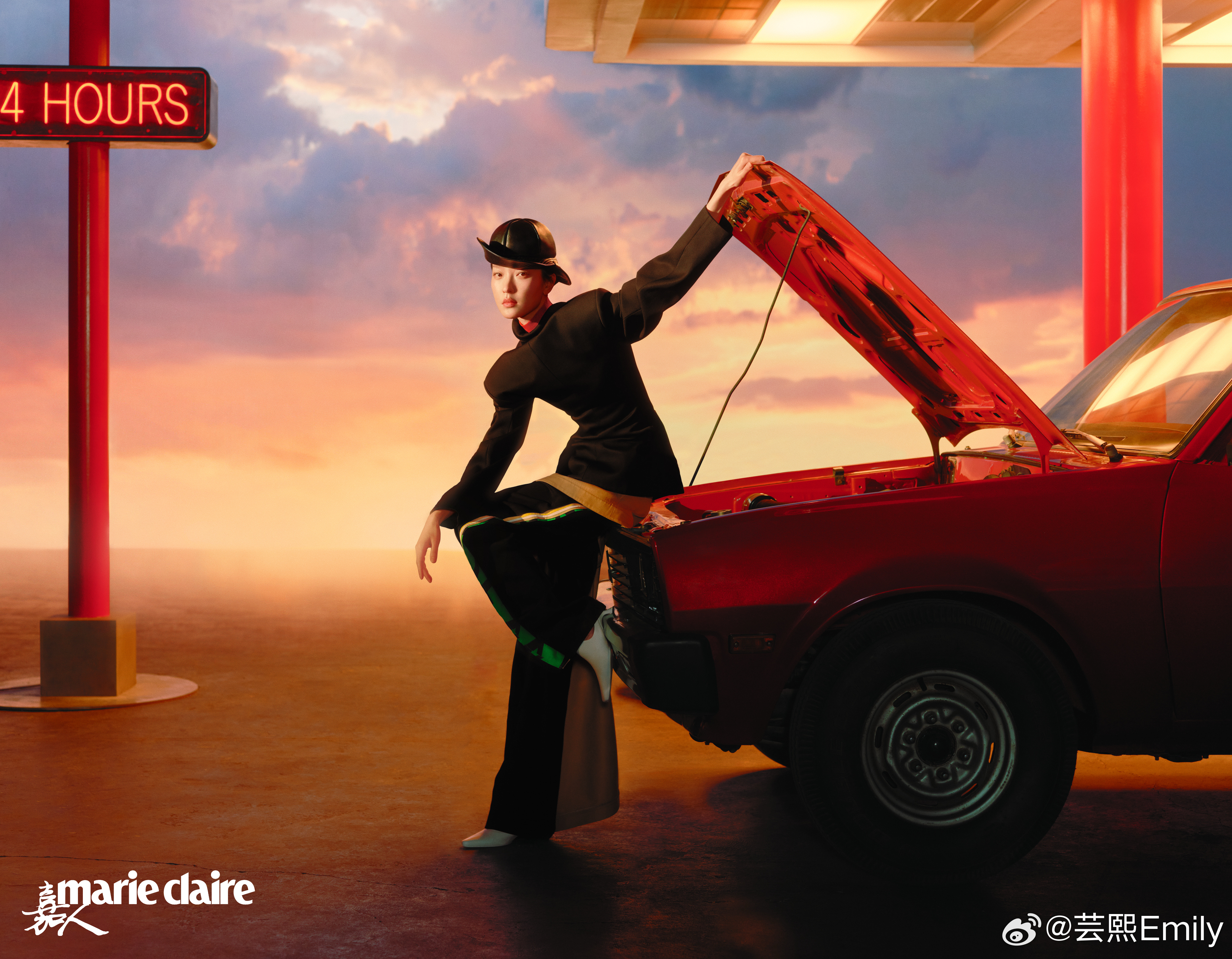 杜鹃嘉人三月刊封面杜鹃似水浮生大片杜鹃登封《嘉人》2026三月开季双封面，以「似