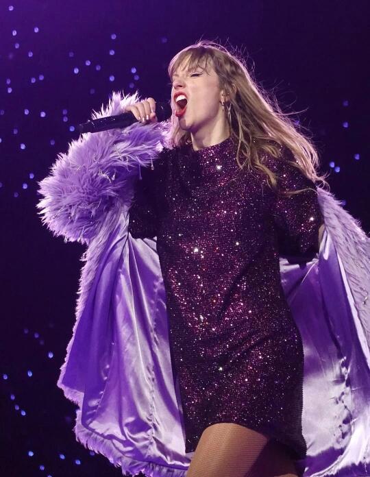 eras米兰场上的霉霉