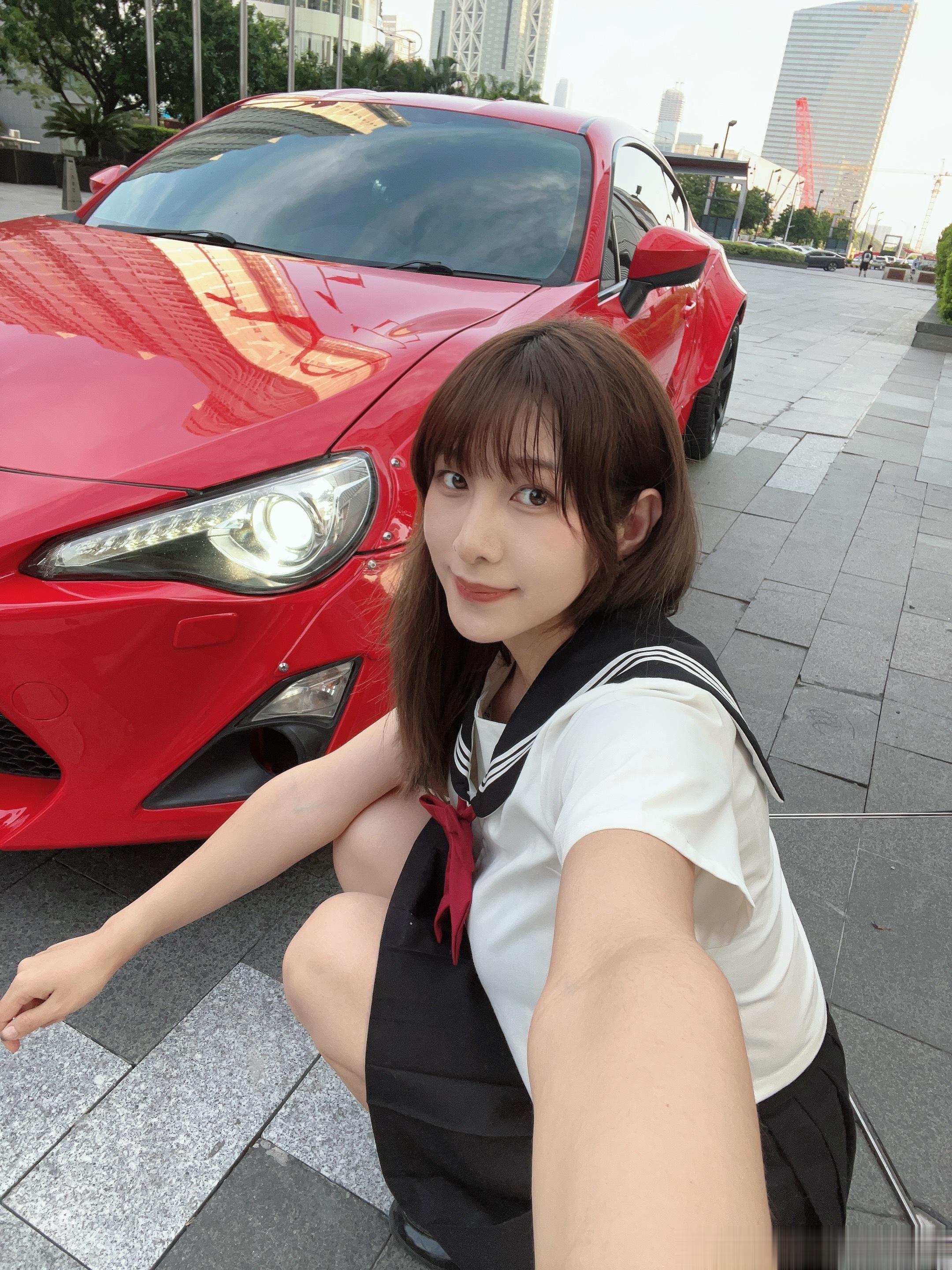 真佩服今天出cos的家人们，真的太热惹🥵我化掉了[晕][晕][晕][晕]  ​