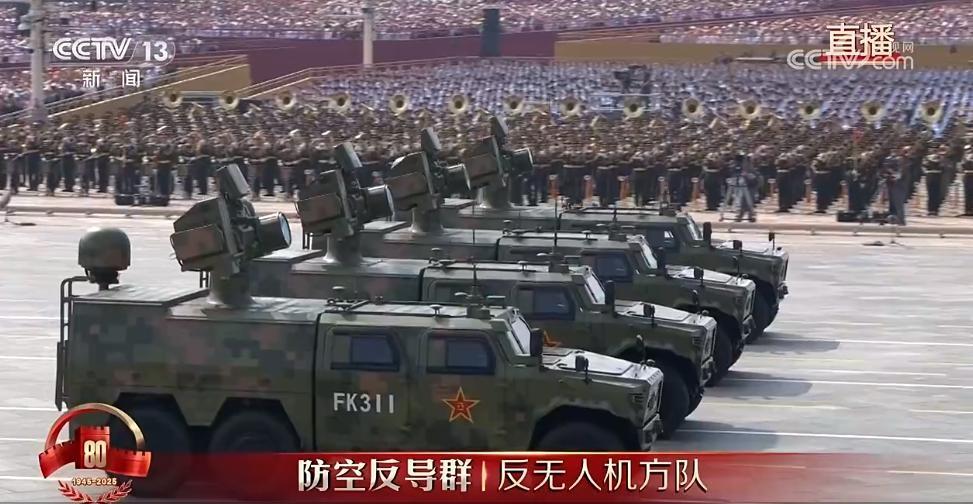 论创造还得是中国！自从无人机出现，因为它很先进很厉害，以至于各国对无人机蜂群都很