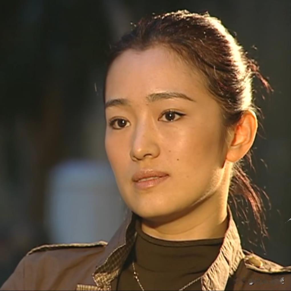 这就是女皇巩俐、很飒！

巩俐说，我觉得对我来说，除了工作之外，我不希望别人知道