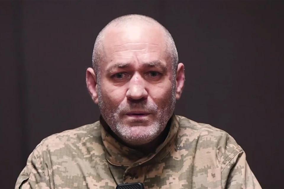 乌战俘基里连科连长讲述了乌克兰一百多名士兵如何在几个小时内被摧毁
俄国人将他的连