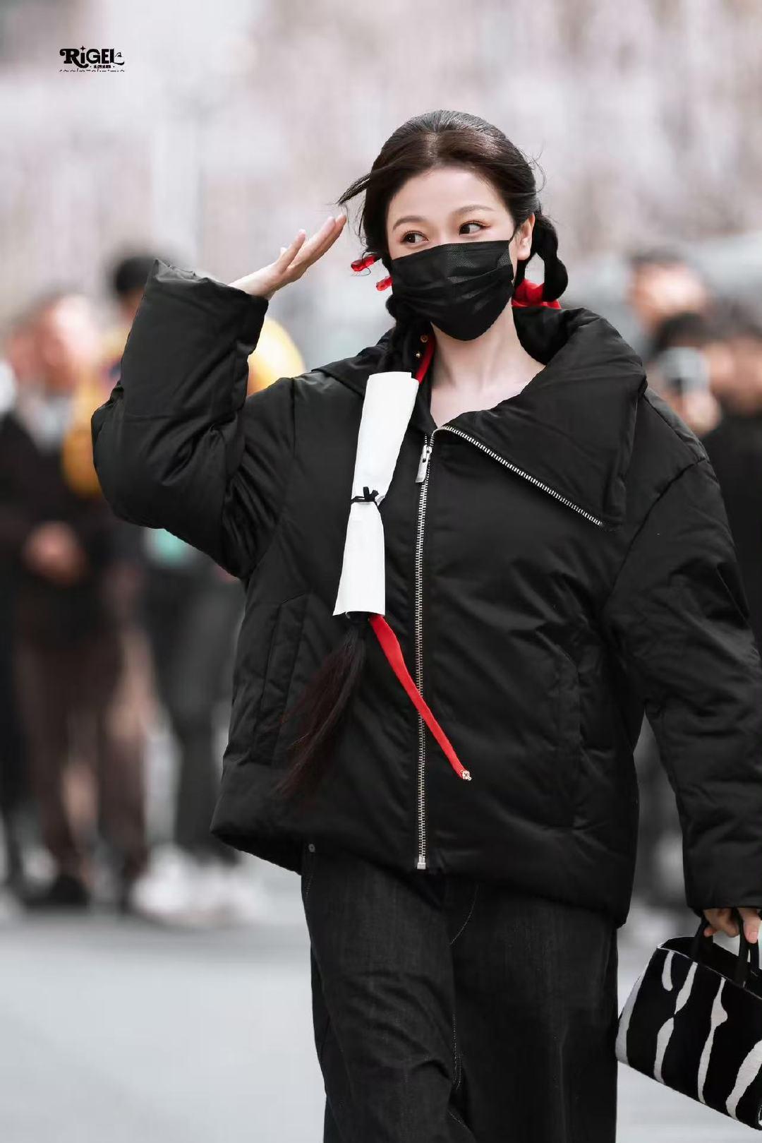 虞书欣云初令敬礼饭撒 虞书欣敬礼饭撒 虞书欣云初令敬礼饭撒 