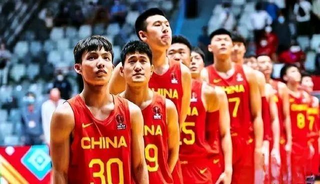 你对中国男篮的未来有何期许?如果能彻底放开规划，既然都选择规划了，只要别再整什么