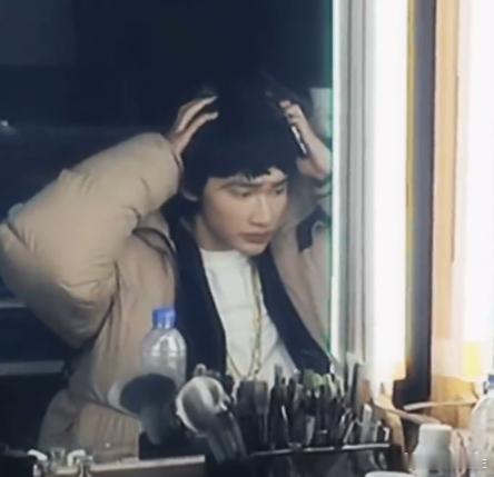 余宇涵记录汇报vlog第二期余宇涵通过这段vlog讲述了自己在《无限超越班》中的