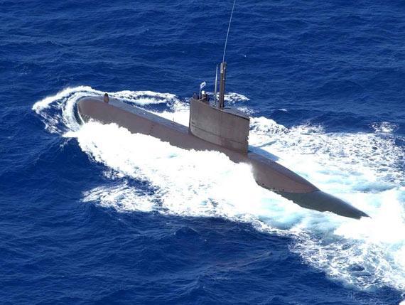 都在谈论小日本的偷袭战，也不约而同看中了他们的潜艇，加上重型鱼雷的画面装载就令人