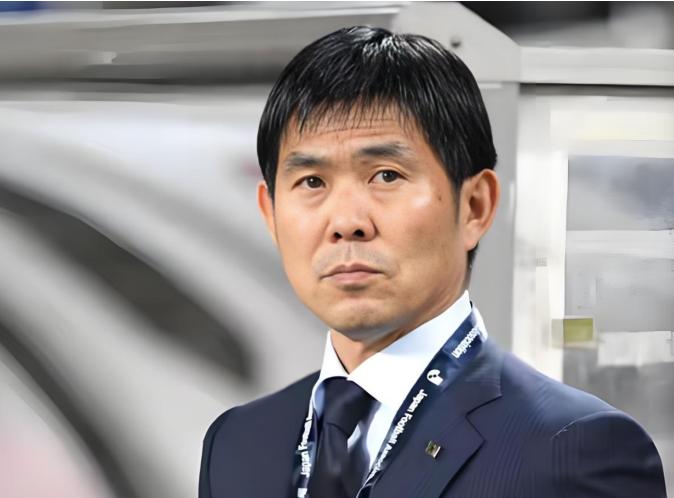 晴天霹雳！日本队世界杯连遭重创，夺冠梦直接悬了。2026世界杯对日本队来说，简直