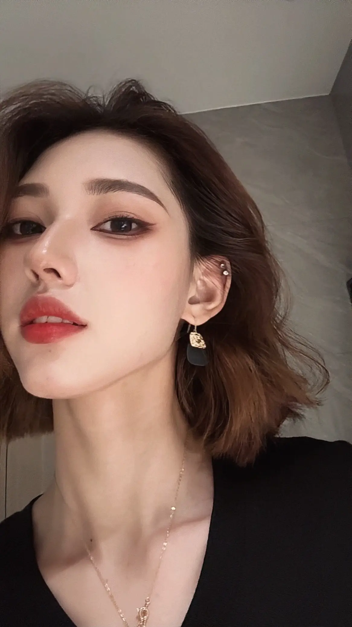 短发 侧脸 感觉至上 一米八