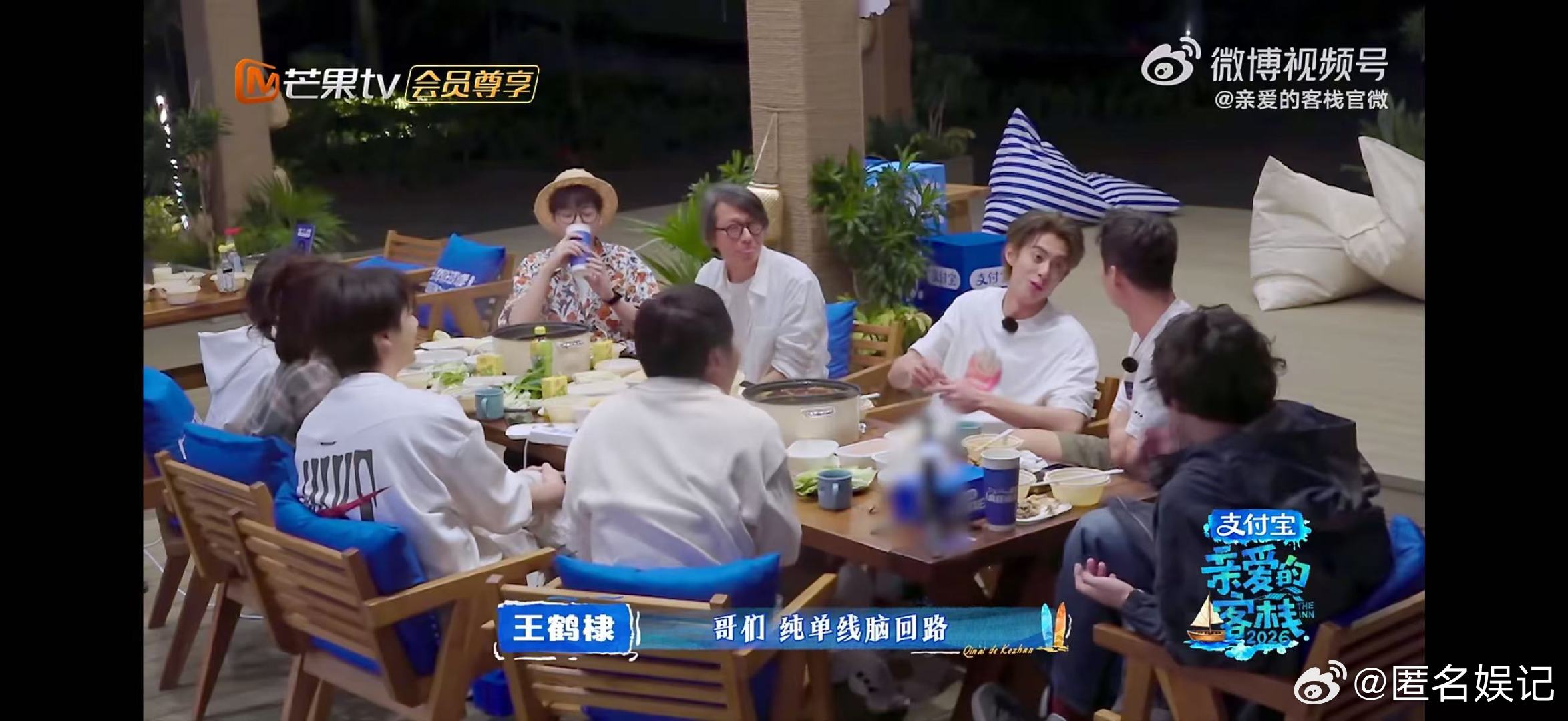 王鹤棣自曝拍重场戏会发抖亲爱的客栈谁懂啊，王鹤棣说演重场戏会紧张发抖，很多人都有