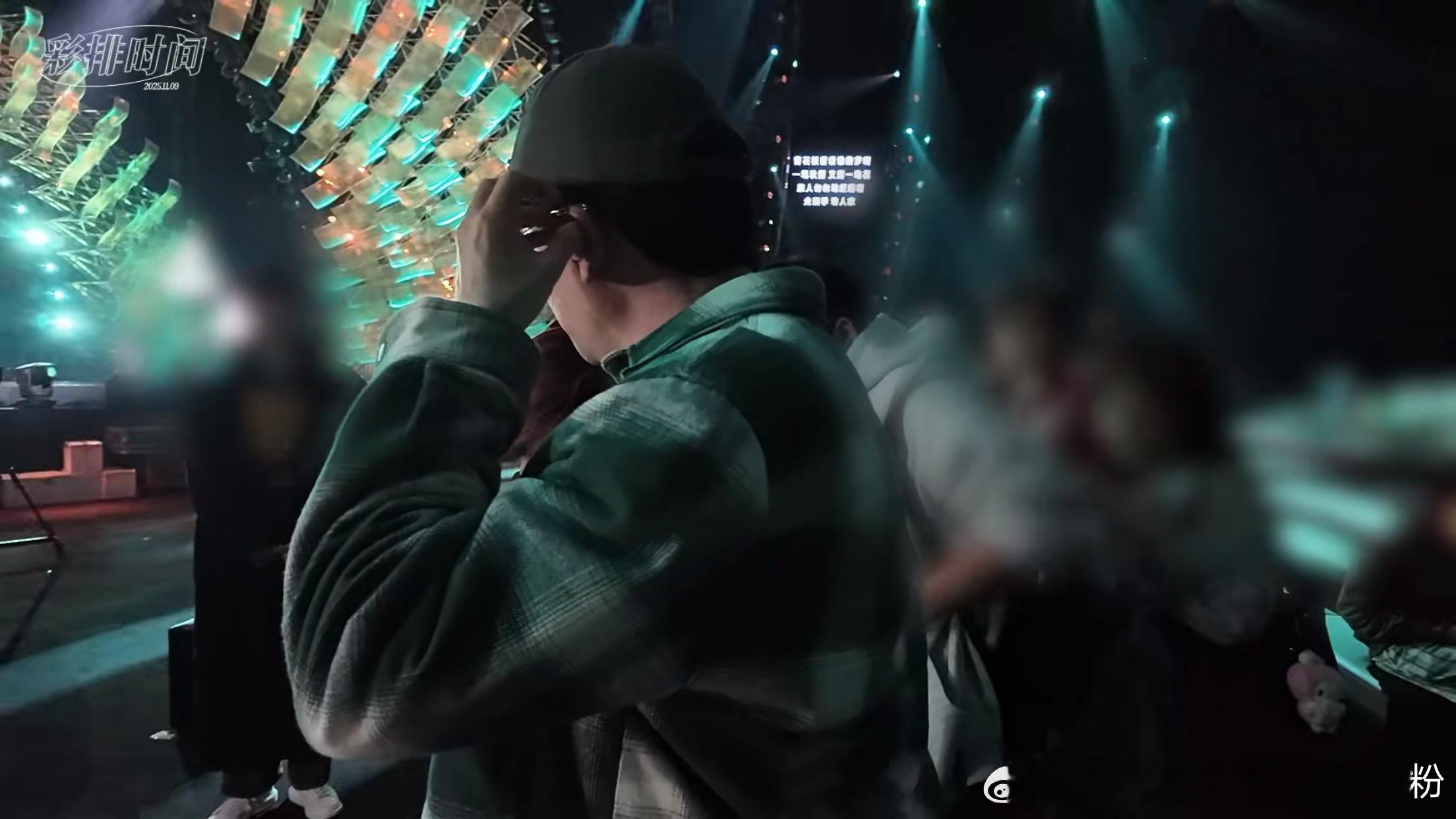 苏有朋声生不息华流季 两天睡了七个小时 每次從線下回來的🧠一直处于一种很亢奋的