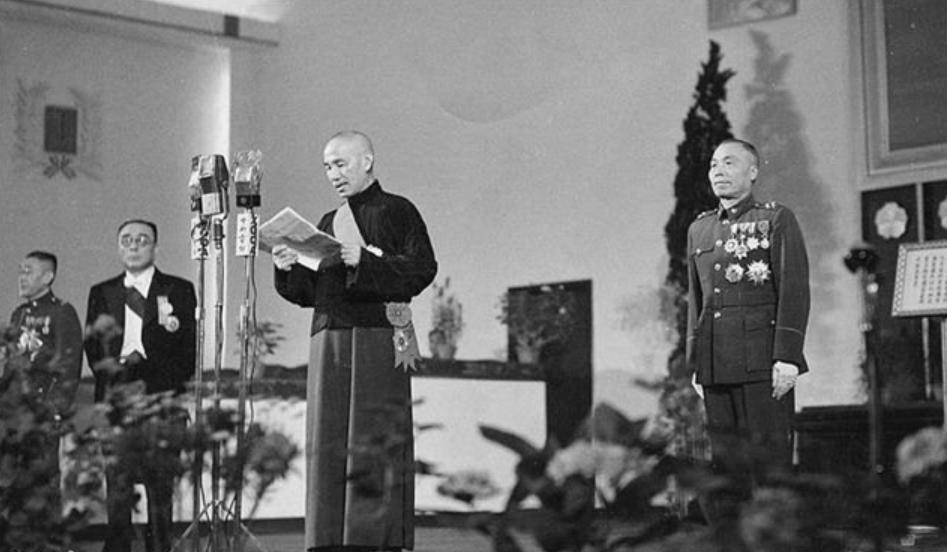 白崇禧三献生死计，真的毒到蒋介石只要采纳一计，历史就将改写？蒋介石和白崇禧之间的