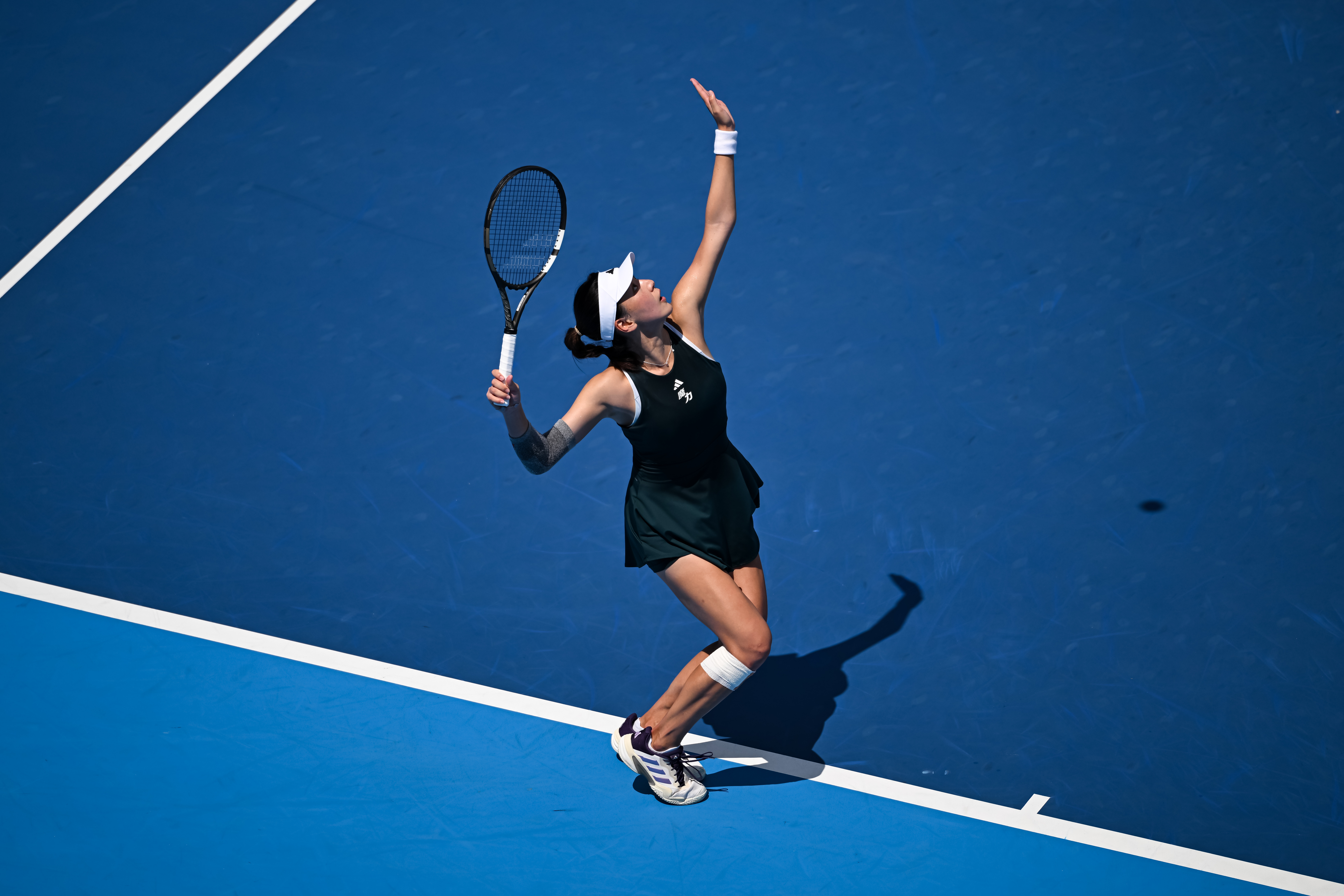 WTA250克利夫兰站首轮，2号种子王欣瑜以6-2 6-7(3) 6-2击败拉门