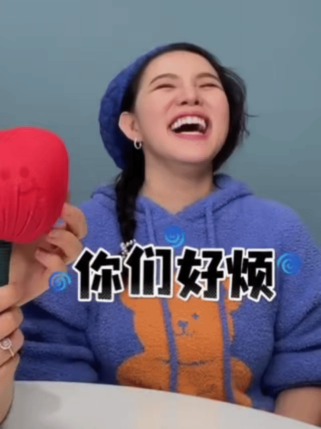 谢依霖36岁被6个帅哥庆生 生日当天，谢依霖被6位帅哥祝福，不仅显得人美，气氛也