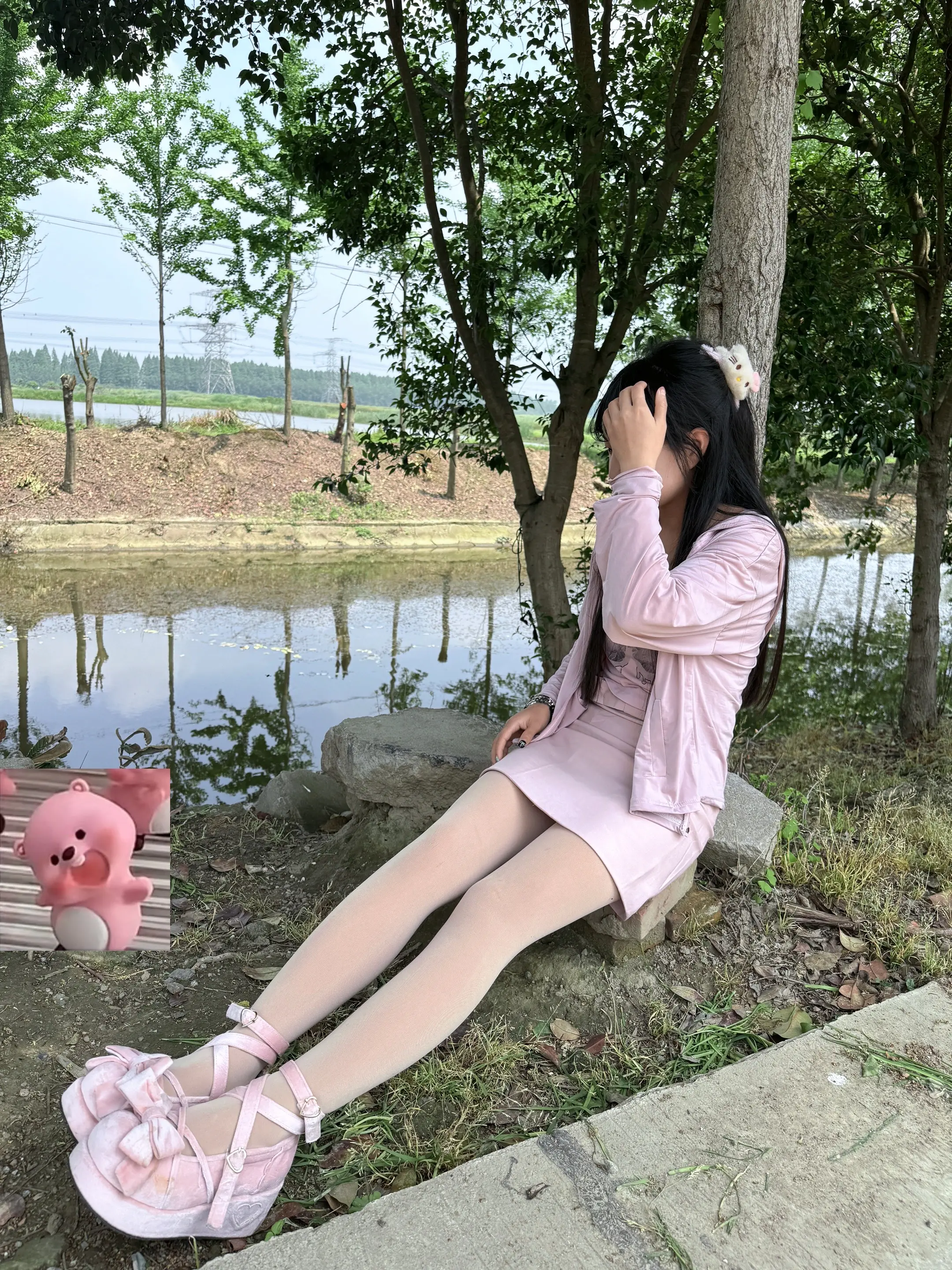 人呢 总会落单的 与其虚假作伴 不如坦然独行