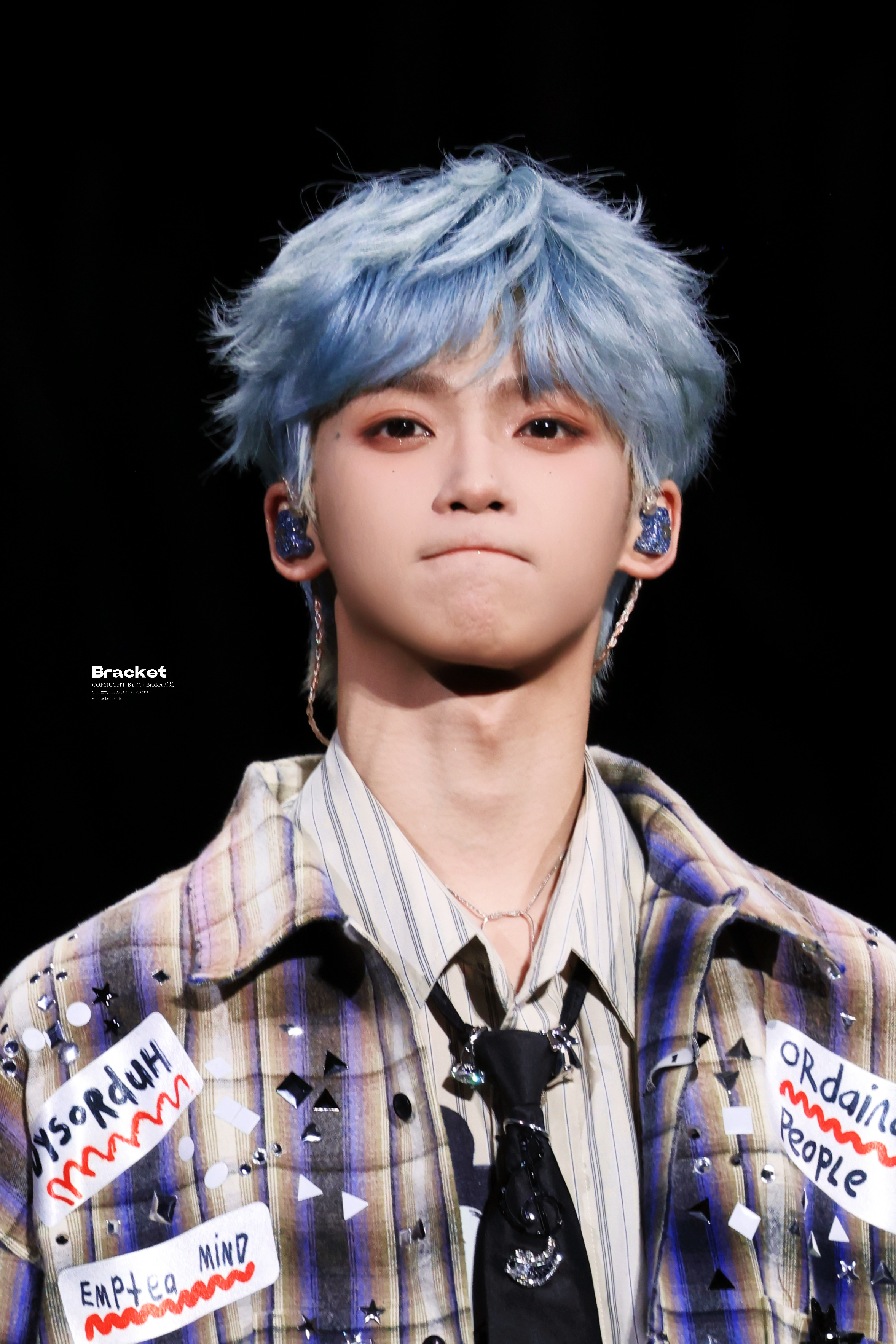 梓渝 🔮梓渝游点意思2026巡回演唱会 落日🌇溺在云☁️层里， 银河🌌滑落