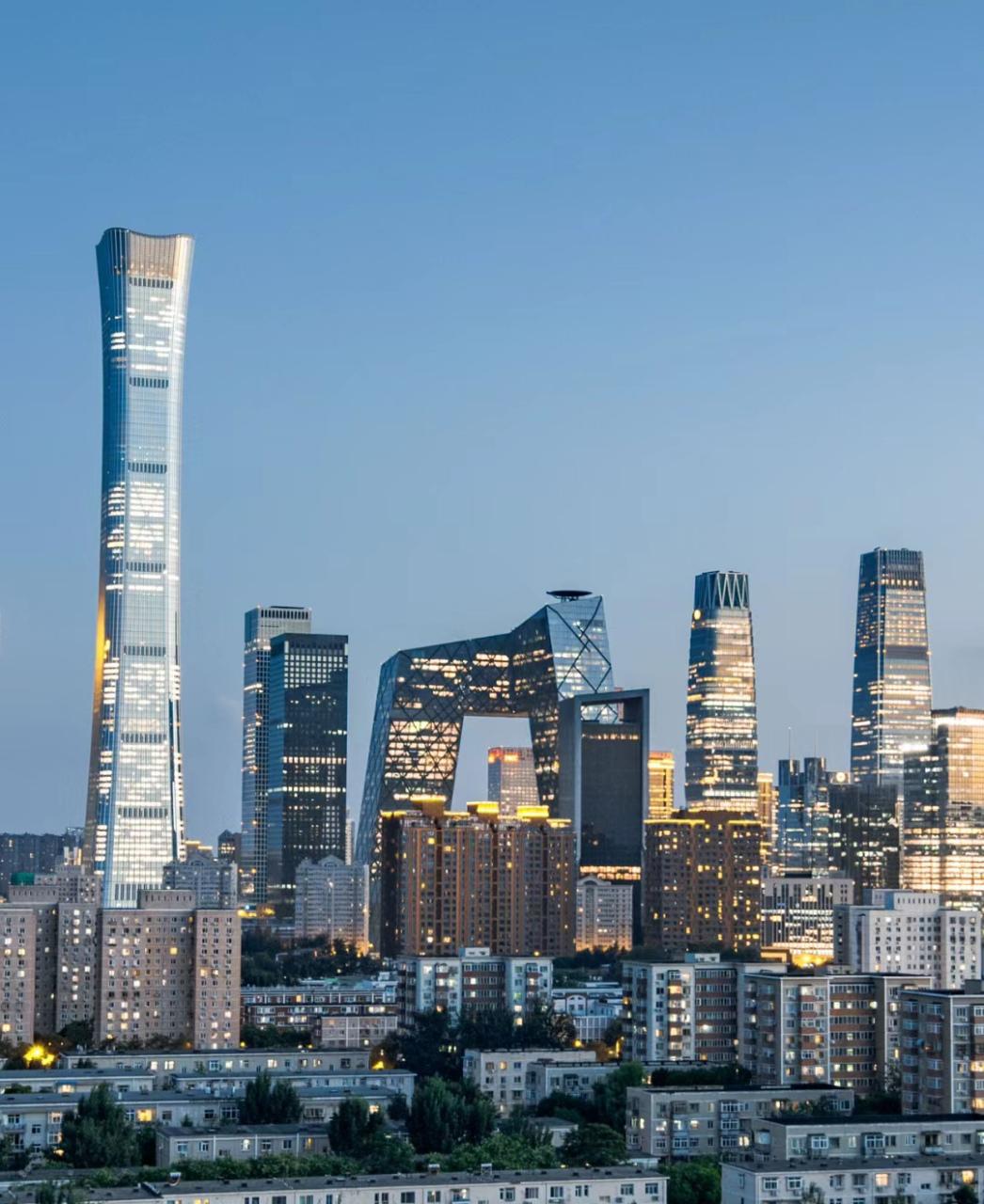 如何度过难熬的2026：

 第一，能不辞职尽量不要辞职

 第二，一定要精打细