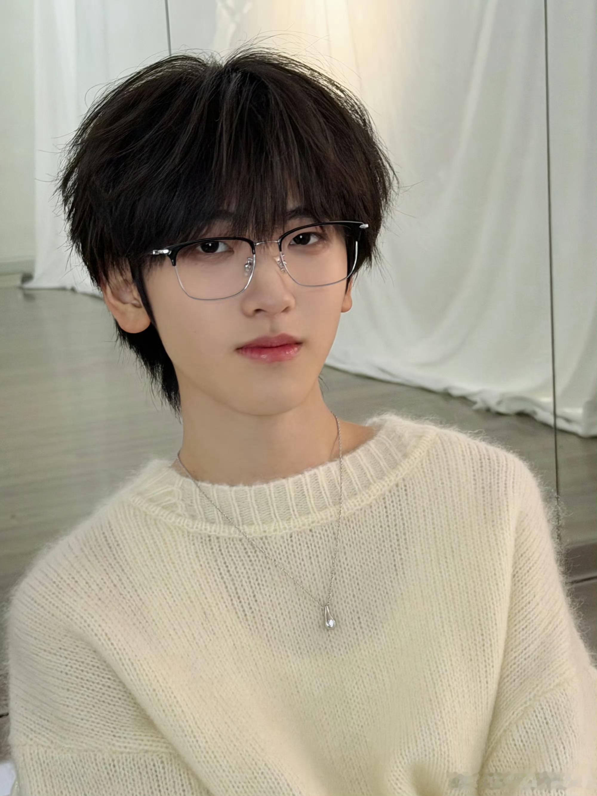 浙江卫视关注了TF四代浙江卫视官博关注了TF四代成员🈶张函瑞、王橹杰、左奇函、