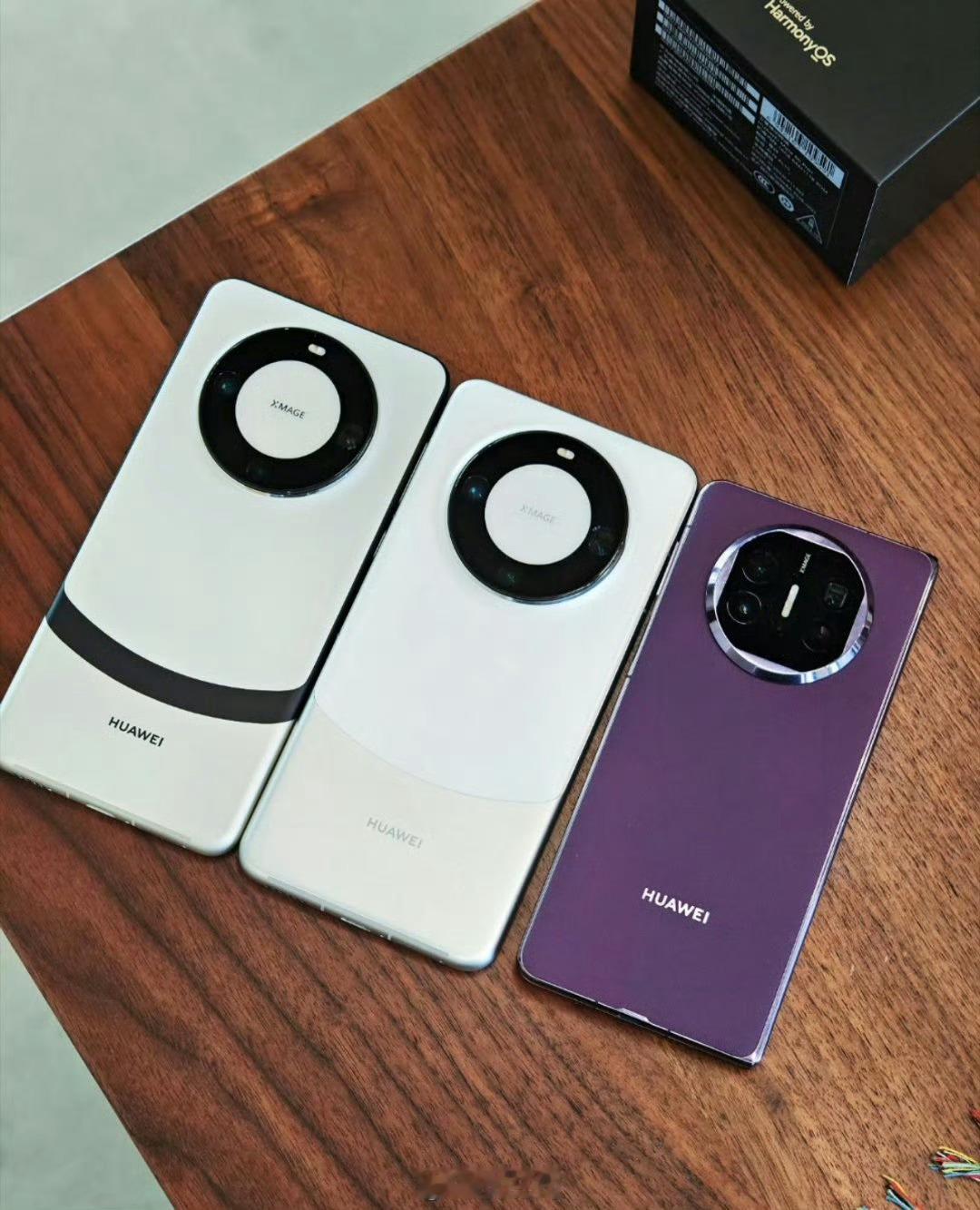 Mate60总销量破1400万台 贡献了好几台Mate60和MateX5，看在我
