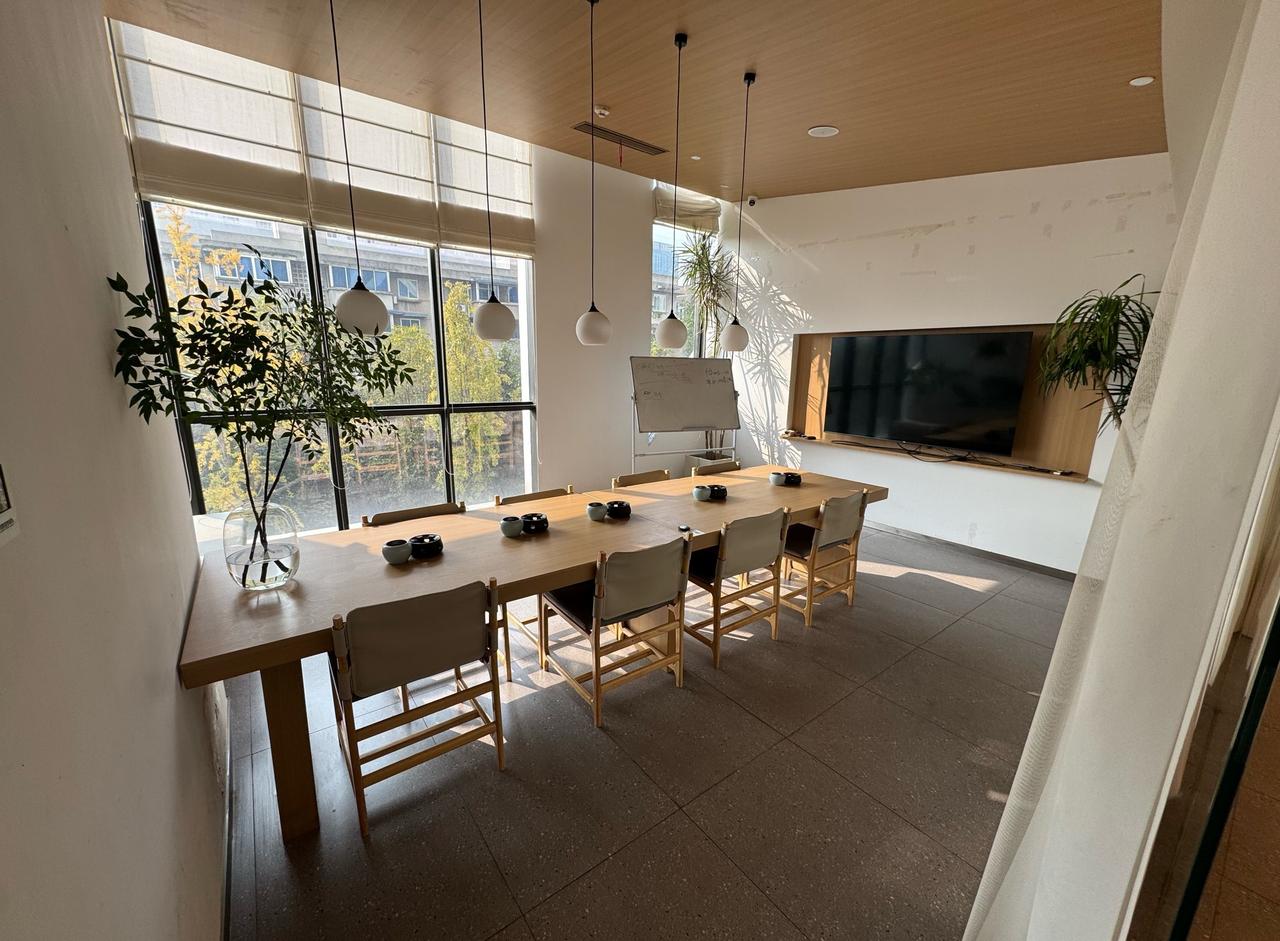 打造完美会议室
📍成都 玉川茶物所(来福士店)
茶烟轻飏，思路渐明✨
一杯清茗