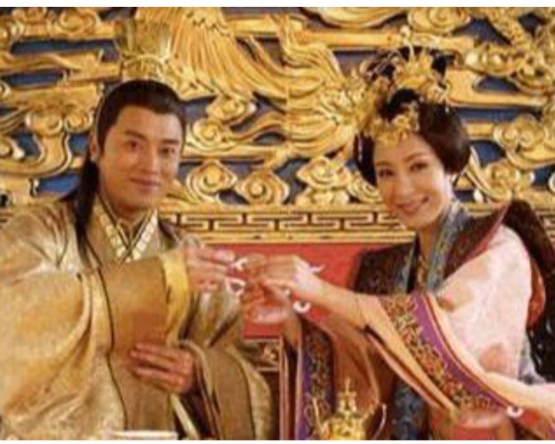 中国古代王朝中，外戚专权是屡见不鲜的政治现象。权力的交织与斗争，往往让朝堂风云变