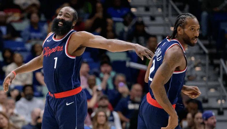 确实是谁缺谁尴尬，祖巴茨受伤的时候我还以为坏了，船要沉底了。结果打了几场给祖巴茨