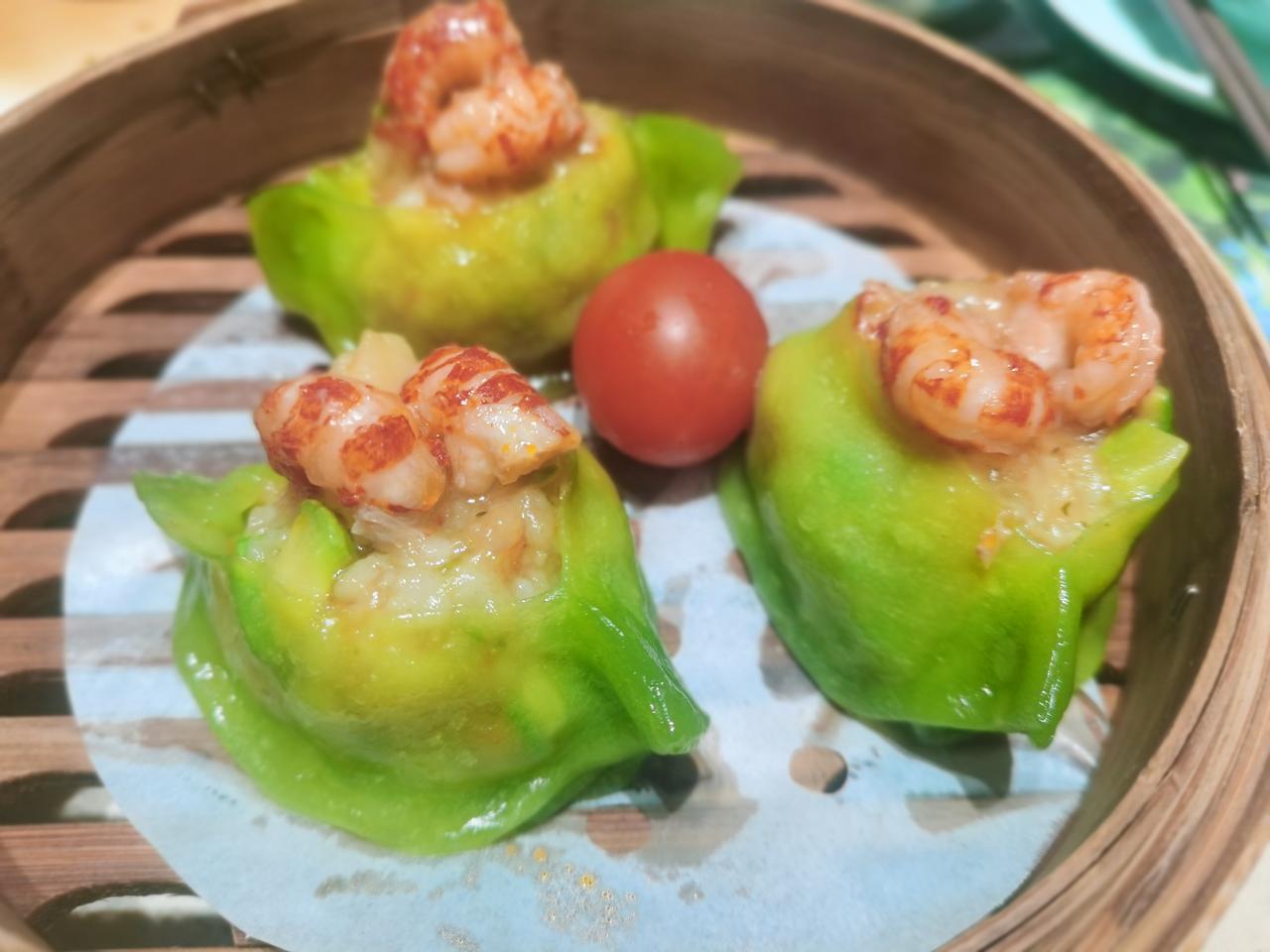 放假碰上好天气，那就是一件非常幸福的事情。
这边的元旦假期，广州非常难得的有个好