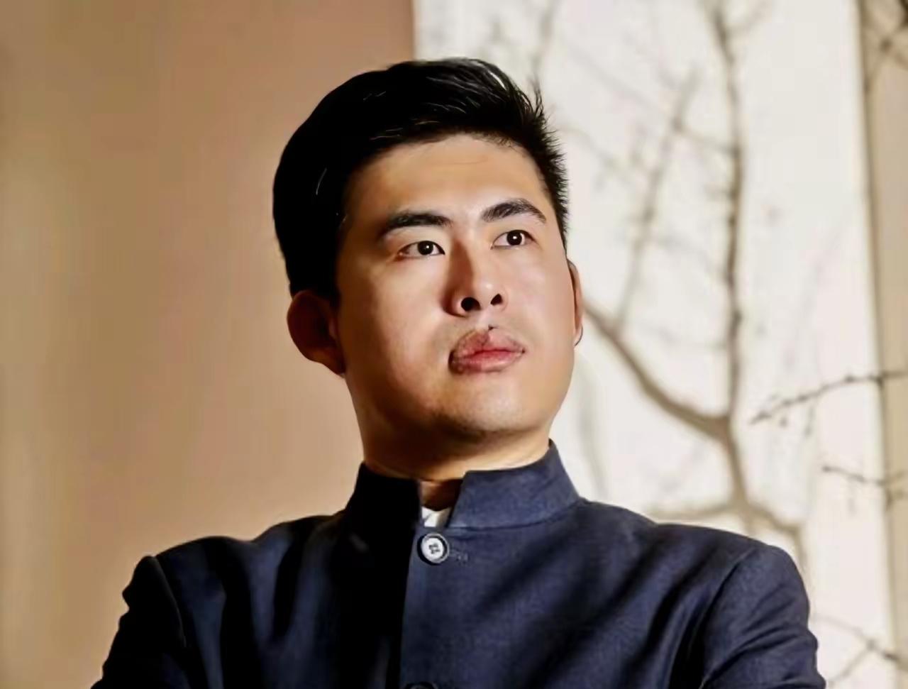 王炳忠：民进党提“抗中保台”，国民党却提“重返执政”，高下立判。

唐湘龙：在野