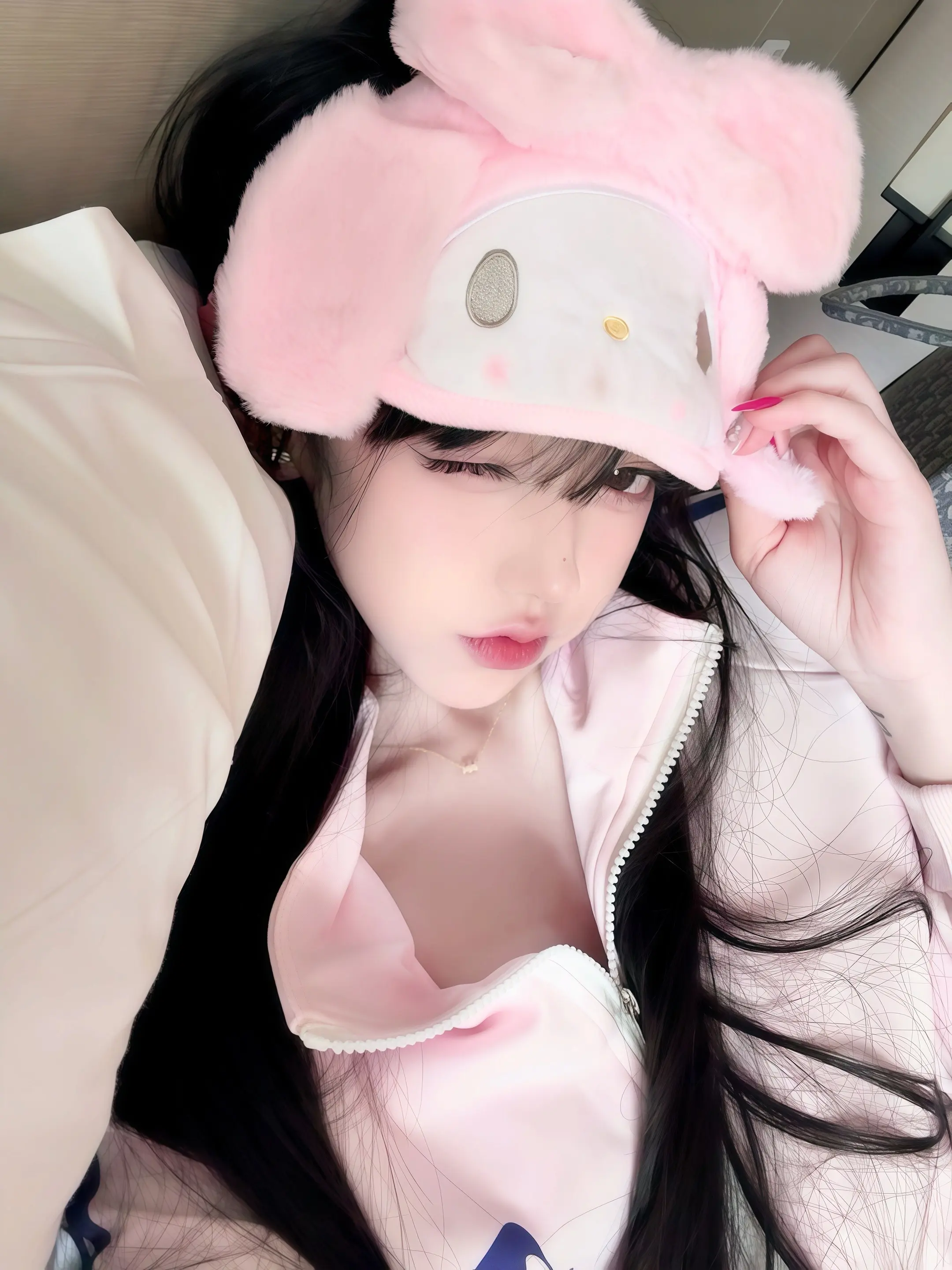 我差不多就是这种小猫咪，表面上单纯天真，实际上圆滑通透。你不可能算计得...